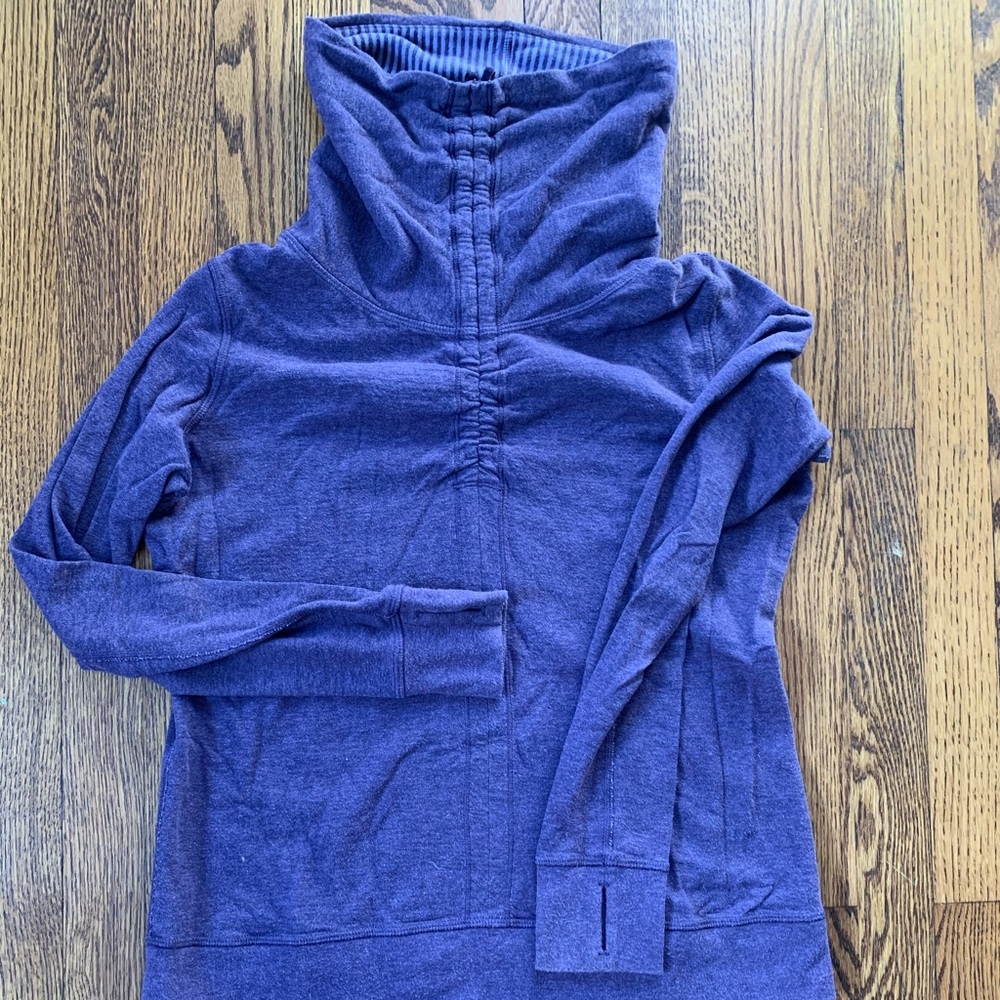Lululemon Reversible Mock Neck Sweatshirt